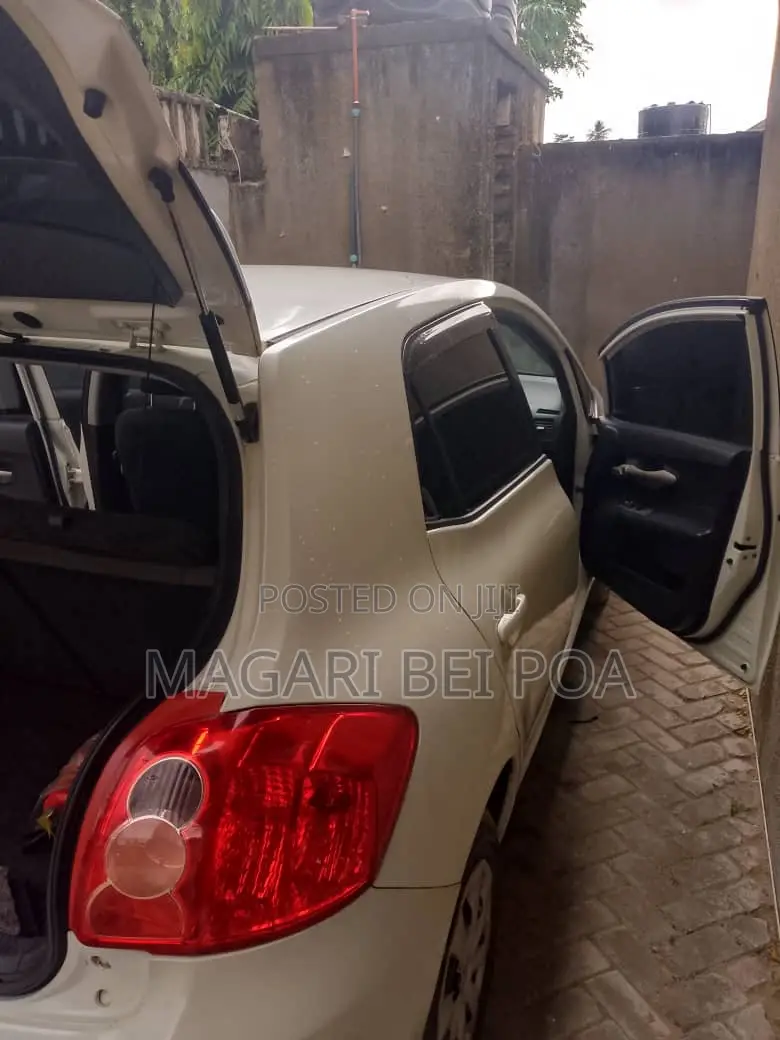 Toyota Auris 2007 White