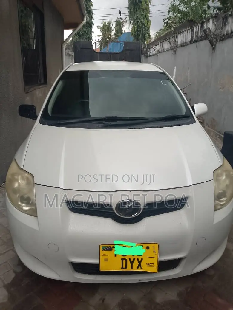 Toyota Auris 2007 White