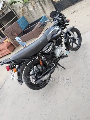 Bajaj Boxer 125 2024 Black