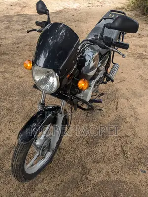 Bajaj Boxer 125 2023 Black