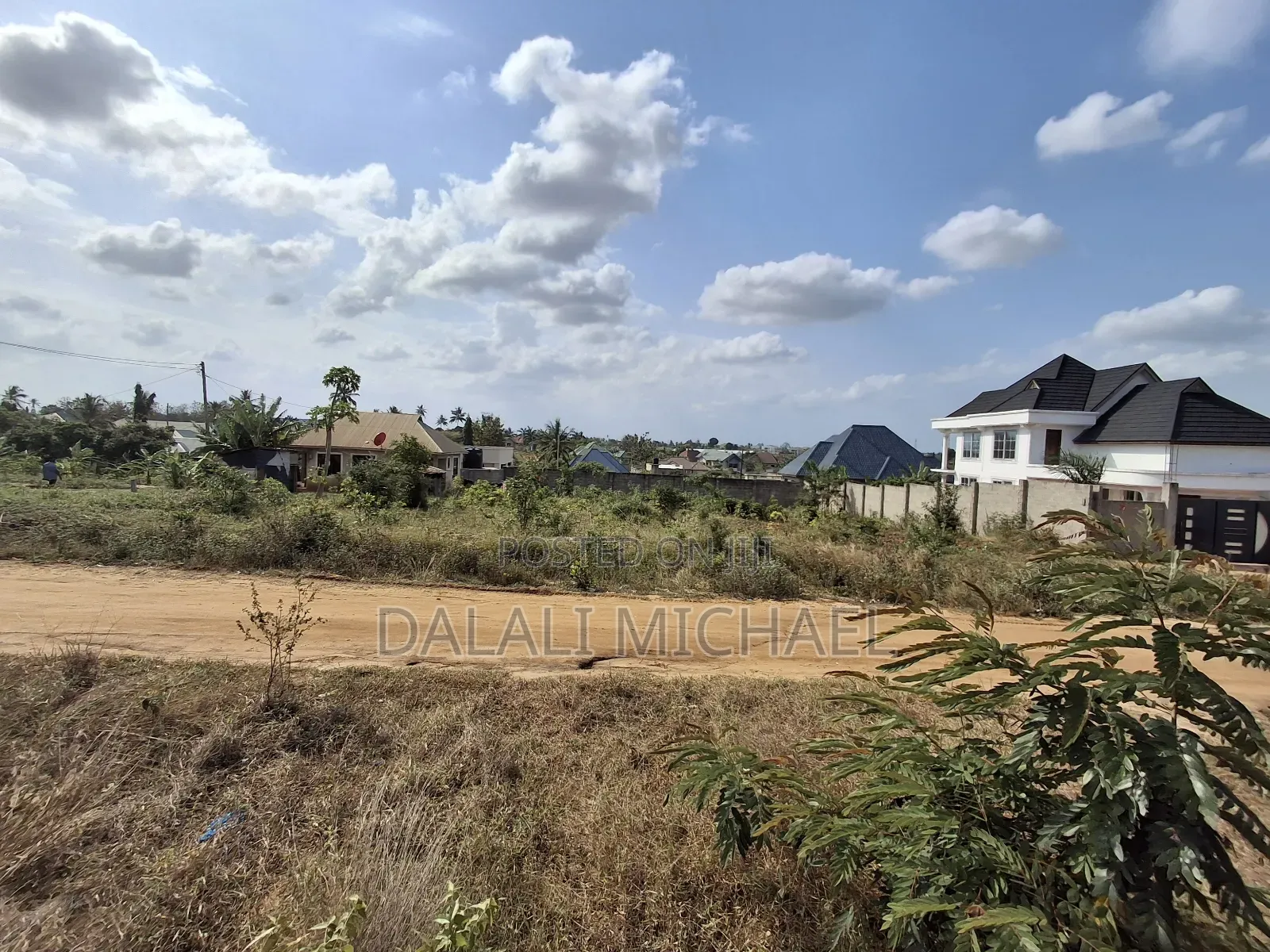 Plot Mabwepande 1100 SQMS .