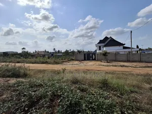 Plot Mabwepande 1100 SQMS .