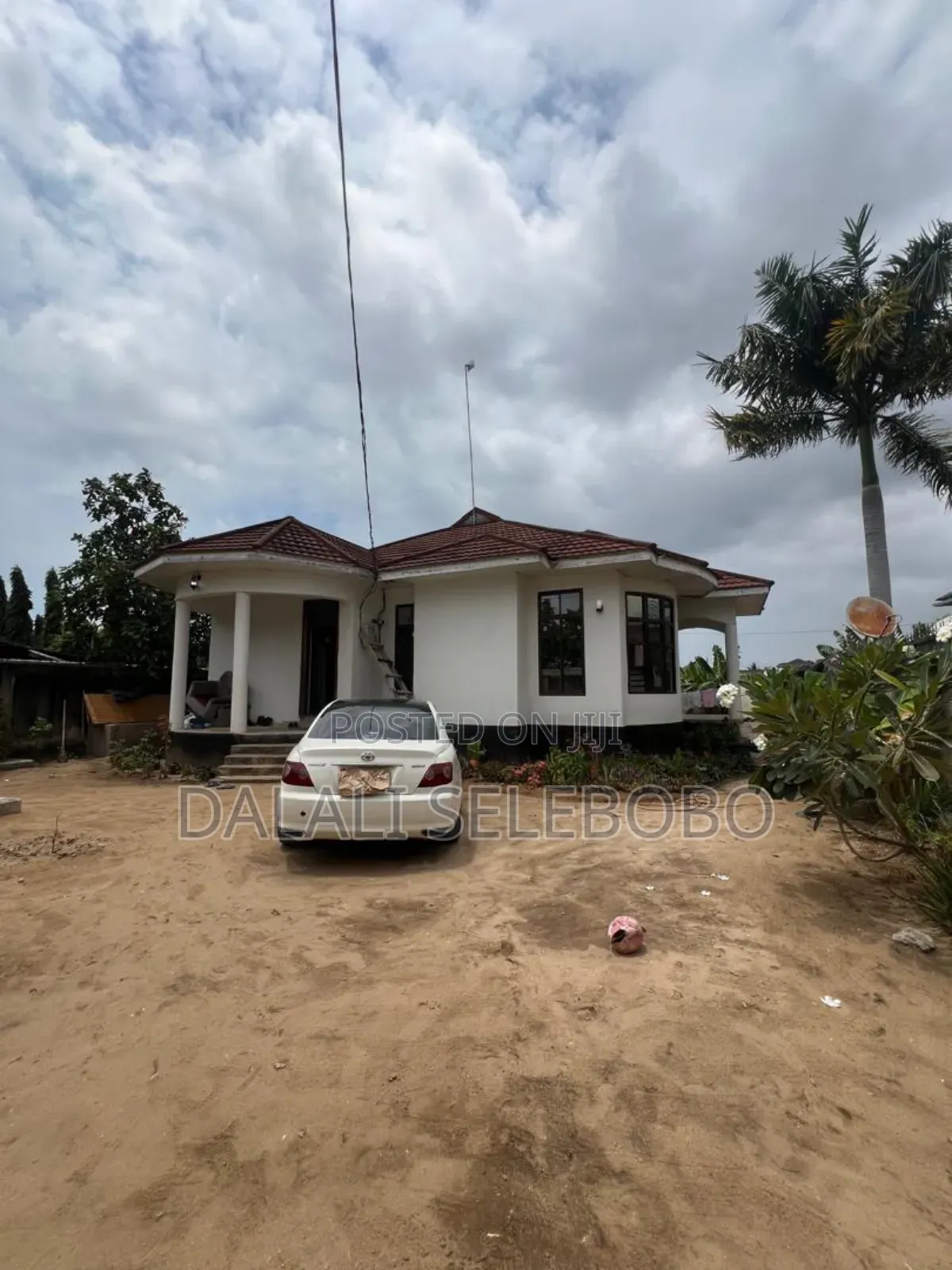 2bdrm Chalet in Ununio Tegeta, Kinondoni for sale