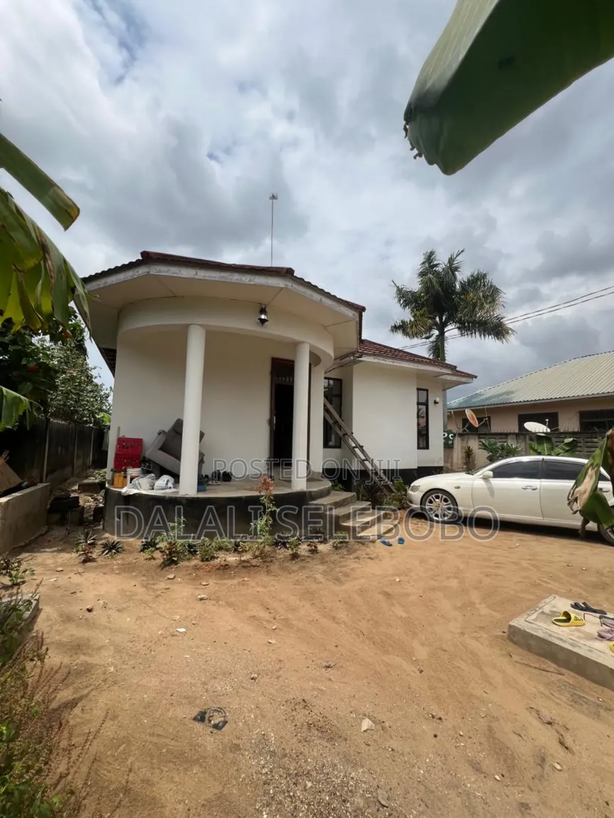 2bdrm Chalet in Ununio Tegeta, Kinondoni for sale