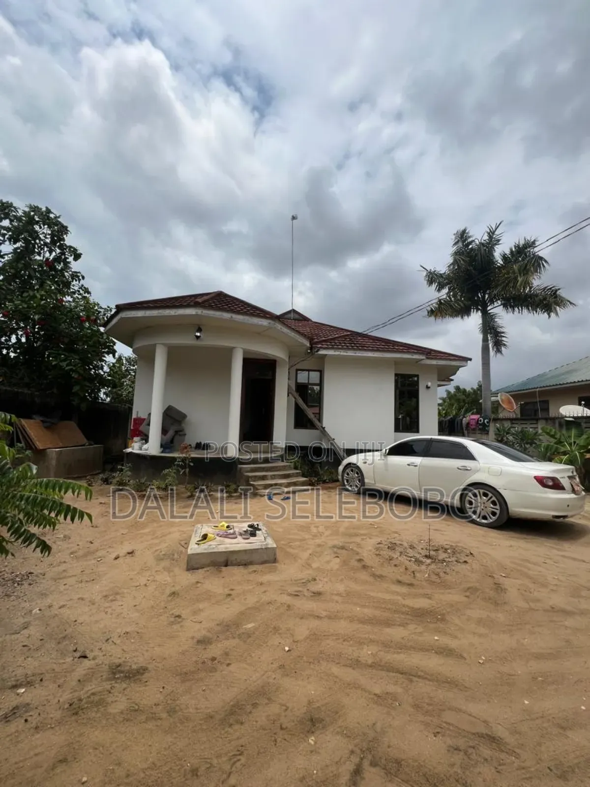 2bdrm Chalet in Ununio Tegeta, Kinondoni for sale