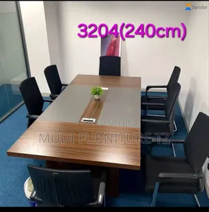Meeting Table Call/Whassap