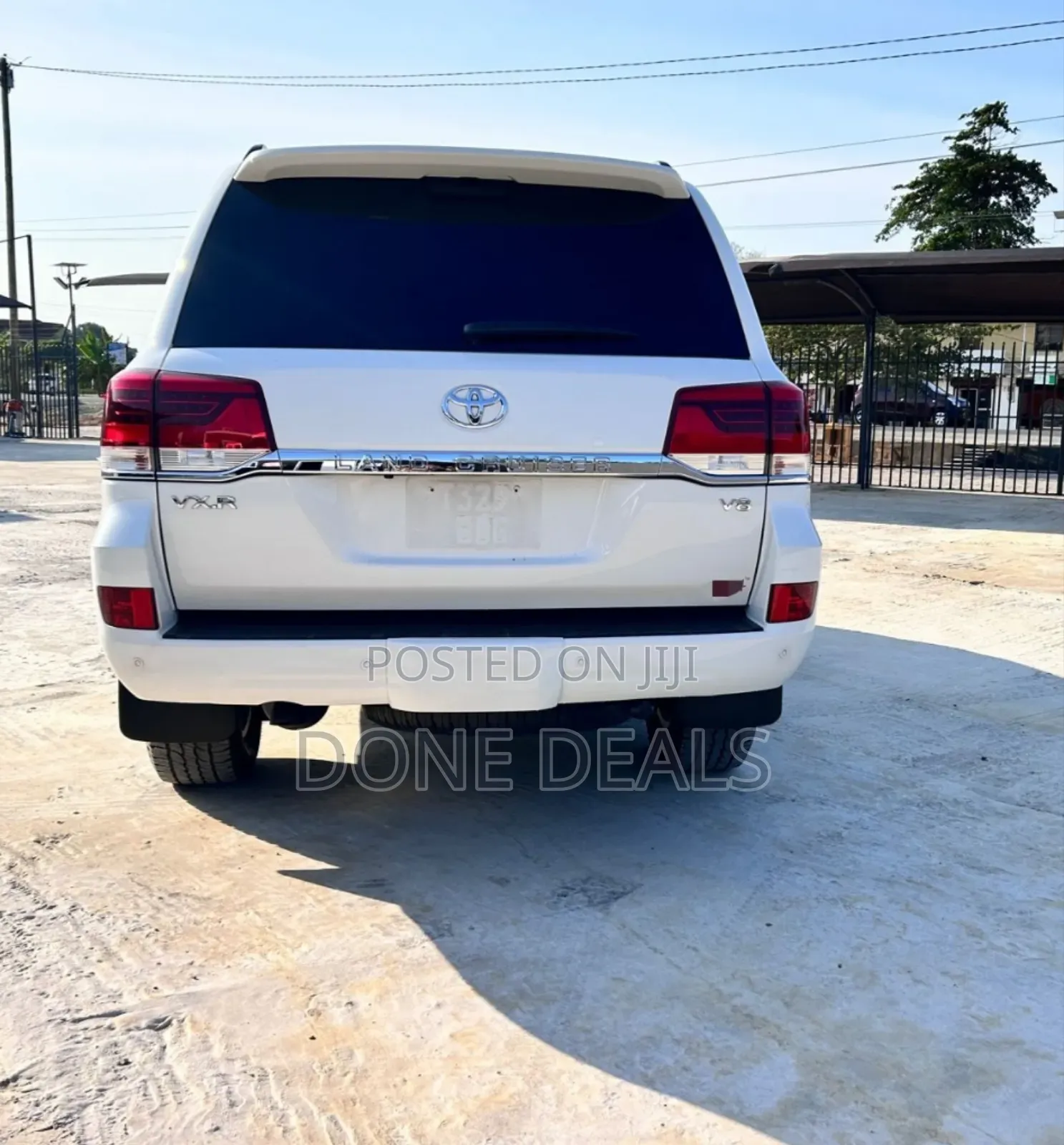 Toyota Land Cruiser 2020 White