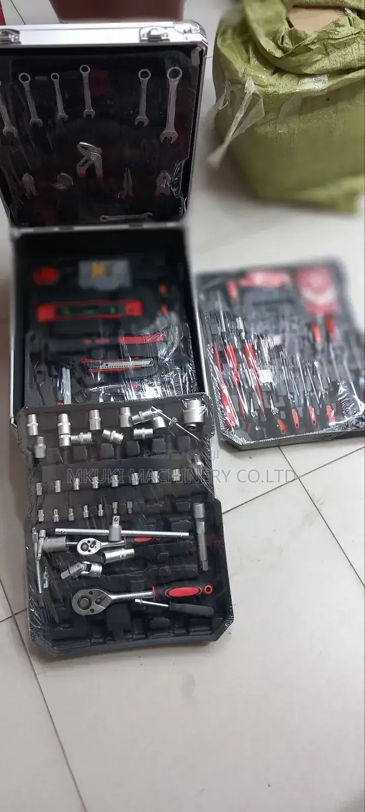 187pcs Mechanics and Electric Toolbox Set
