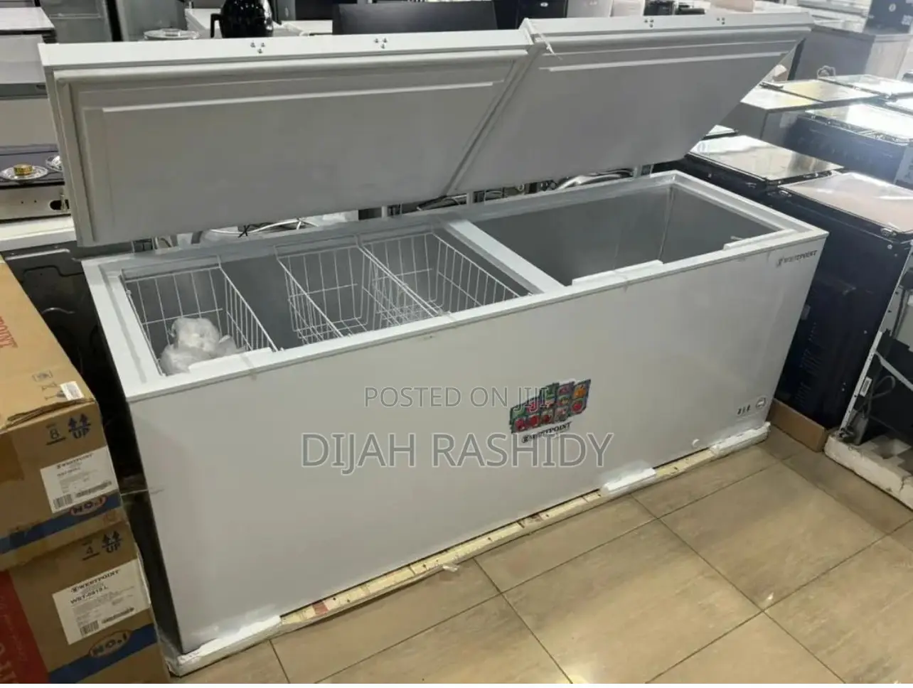 Freezer Lt 700
