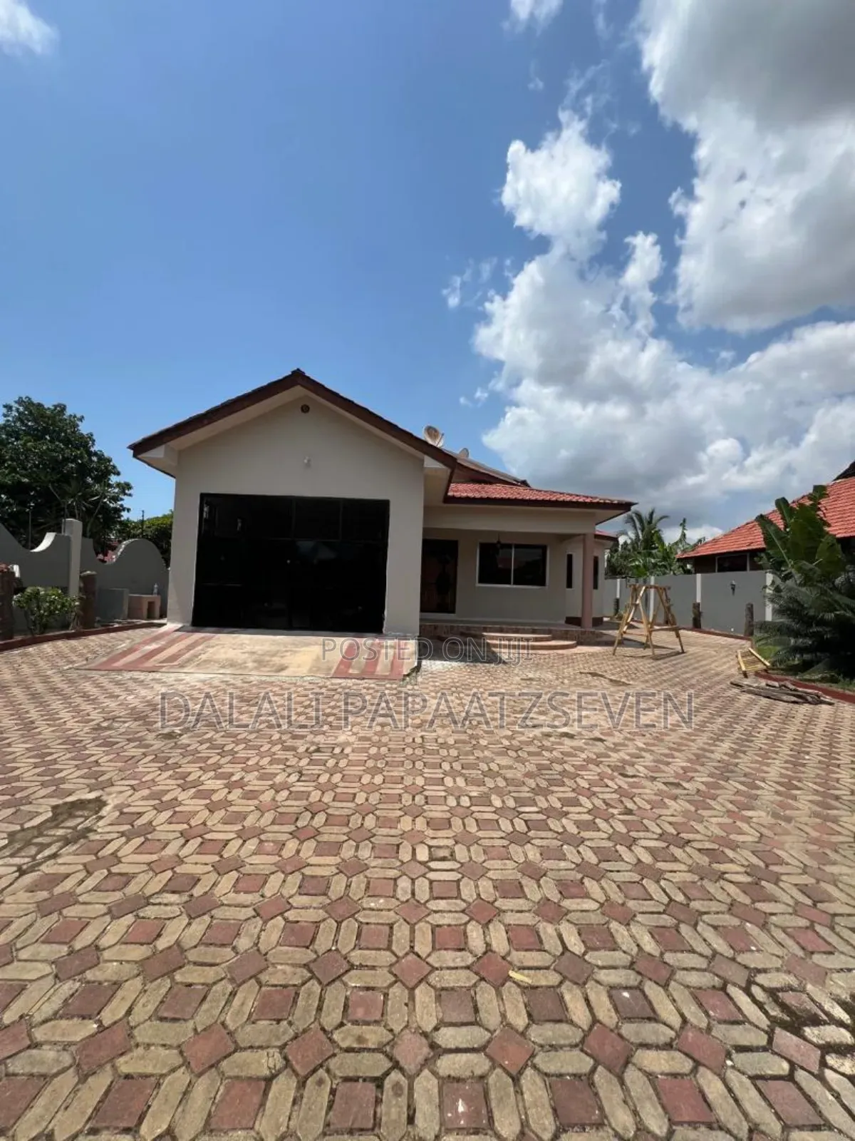 3bdrm House in Dalalipapaatzseven, Kinondoni for rent