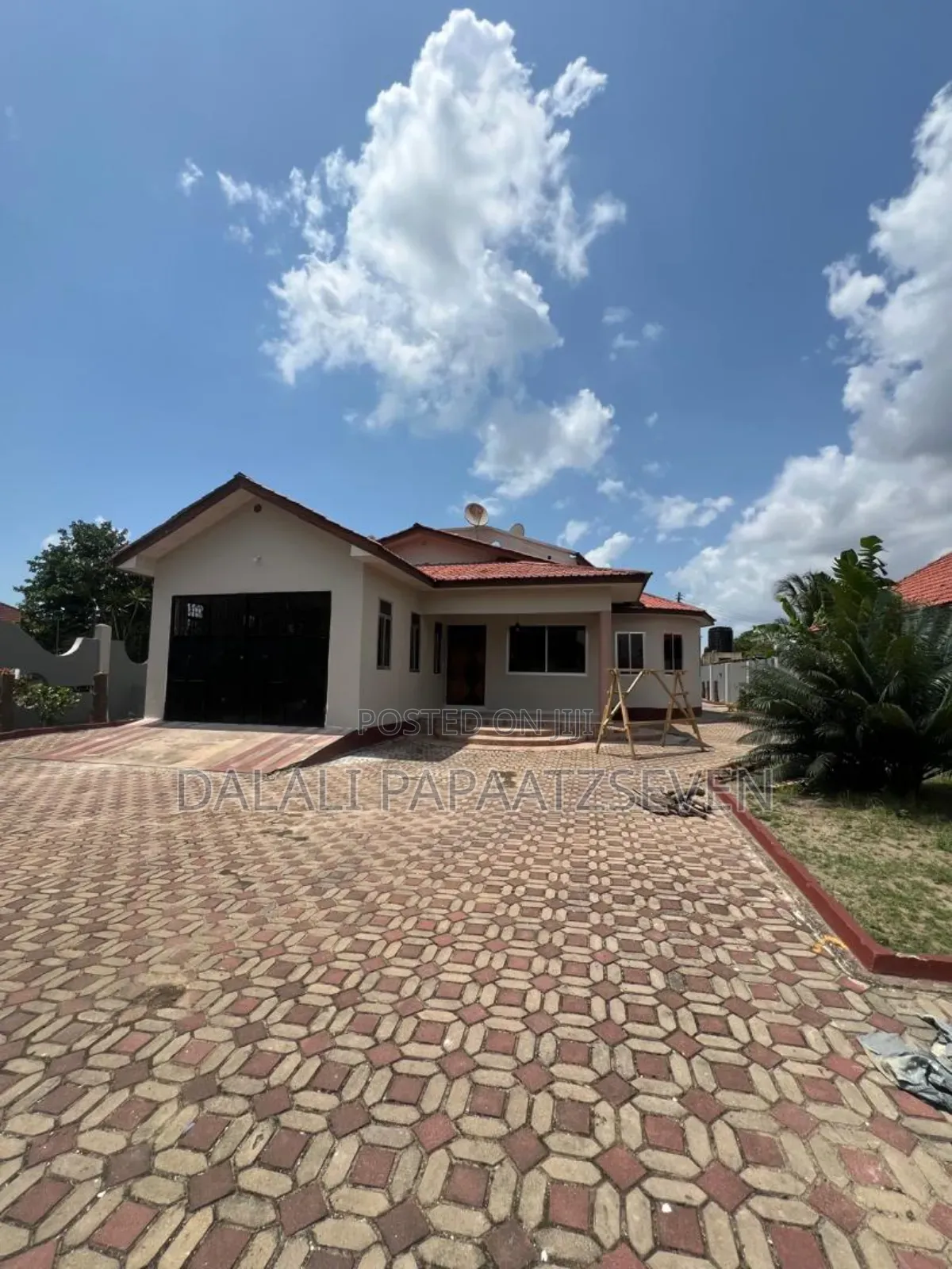 3bdrm House in Dalalipapaatzseven, Kinondoni for rent