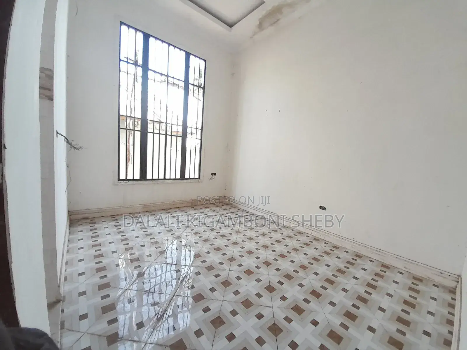 5bdrm House in Kigamboni Ungindoni for sale