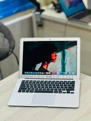 Laptop Apple MacBook Air 2017 8GB Intel Core I5 SSD 256GB
