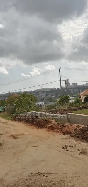 Madale Plots Viwnja Size Tofauti.Eneo Kubwa