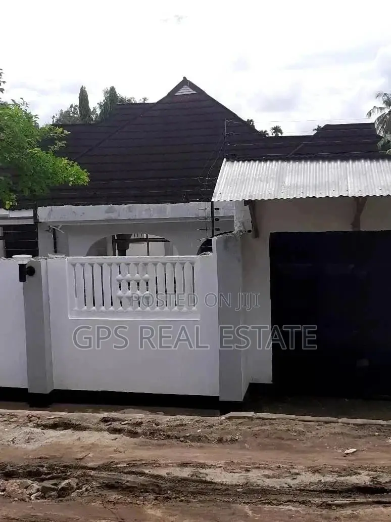 Morden House For Sell