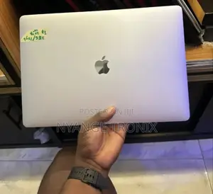 Laptop Apple MacBook Pro 2017 16GB Intel Core I7 SSD 1T