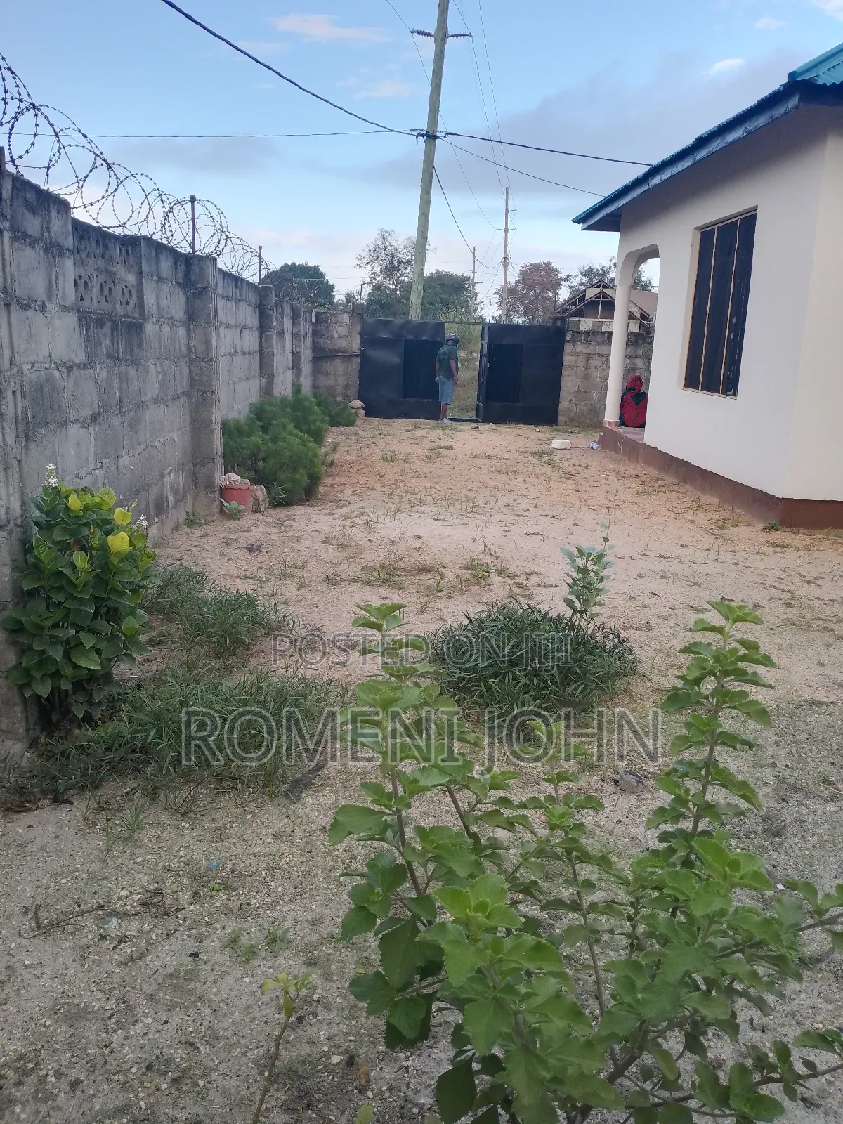 3bdrm House in Tanzania Daresalaam, Ilala for rent