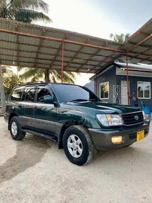 Toyota Land Cruiser 2005 Green