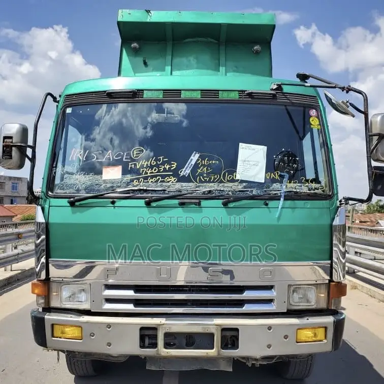 Mitsubishi Fuso Tipper /Serera