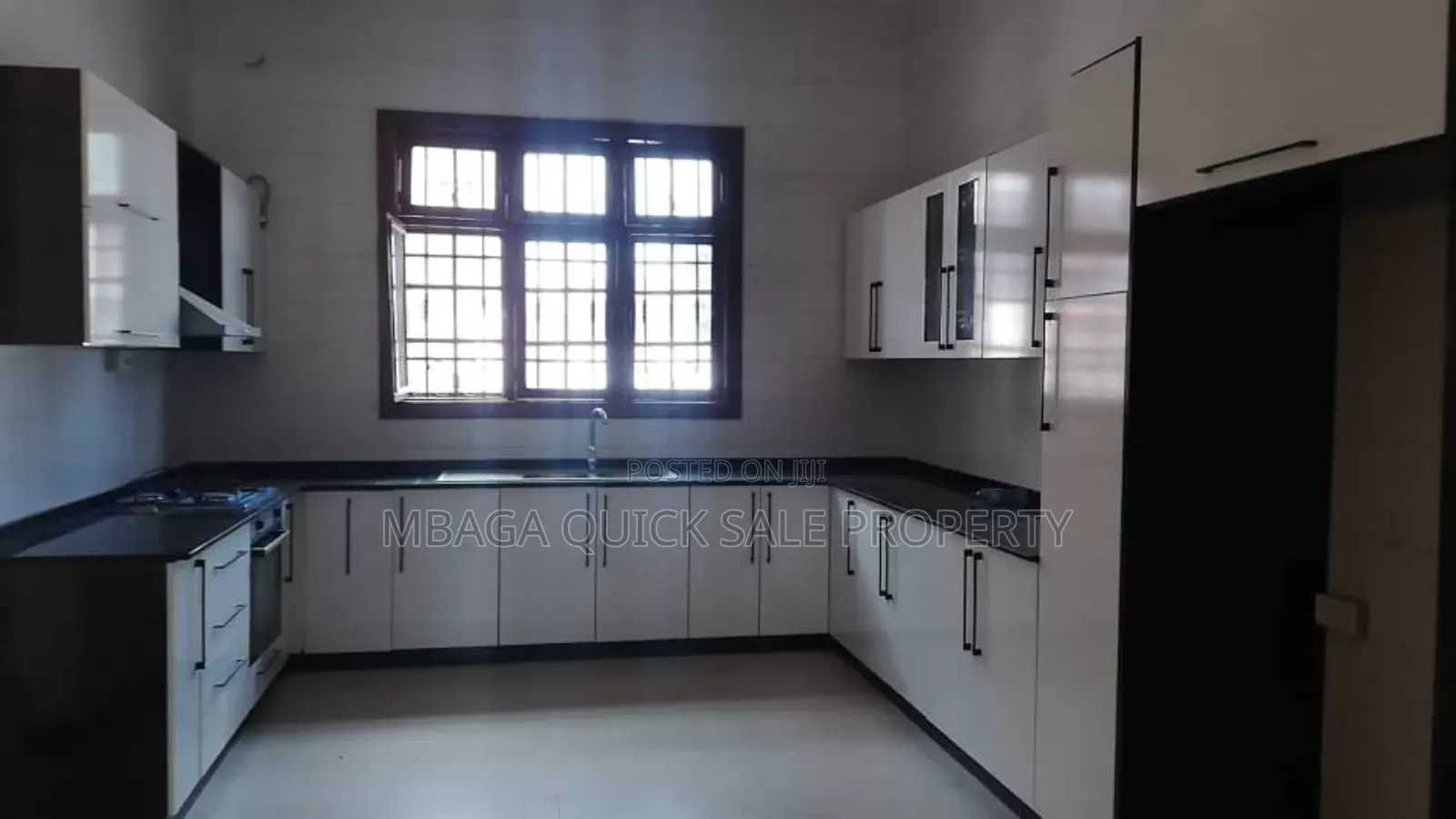 10bdrm House in Mbezi Beach for rent