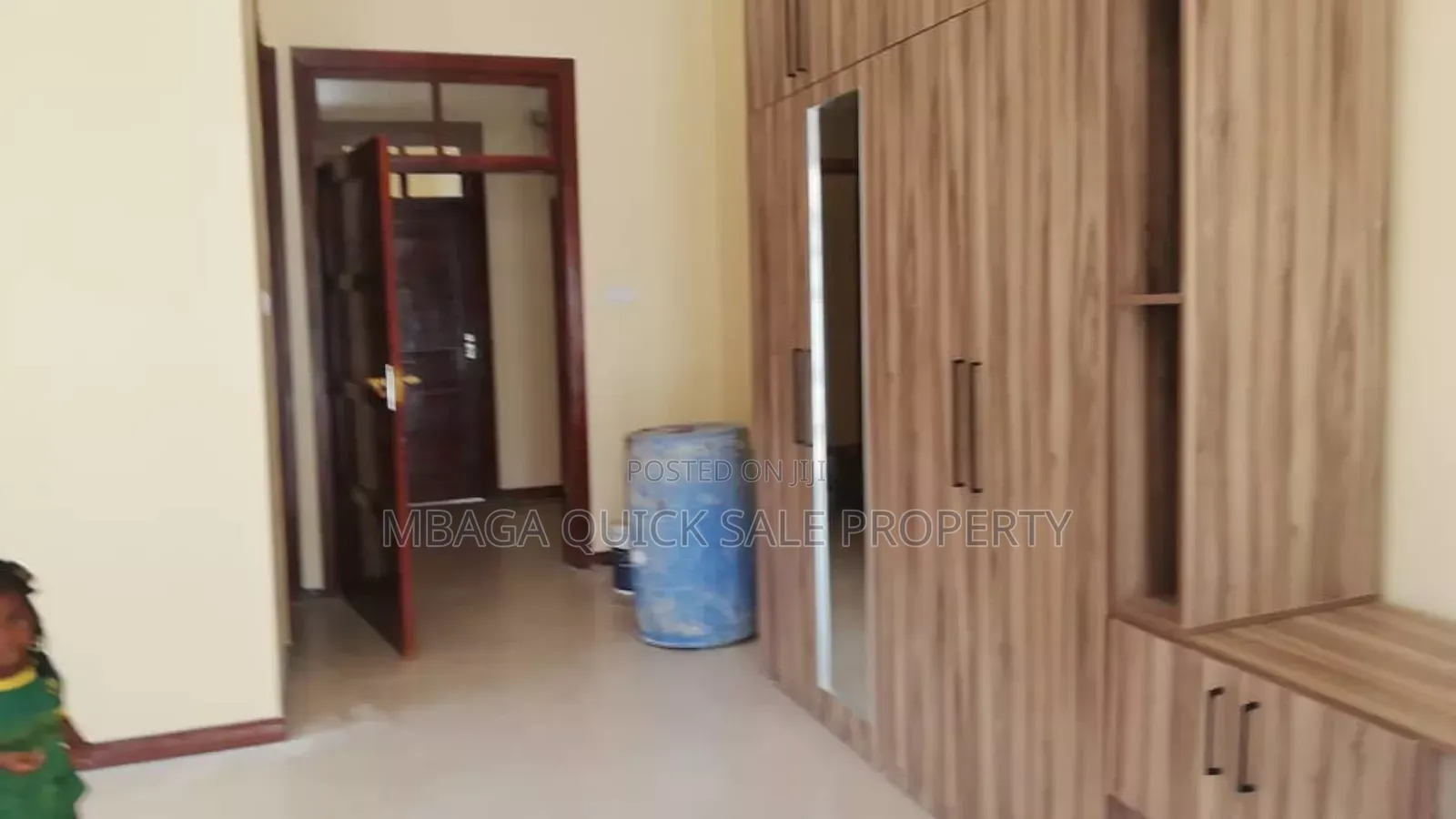 10bdrm House in Mbezi Beach for rent