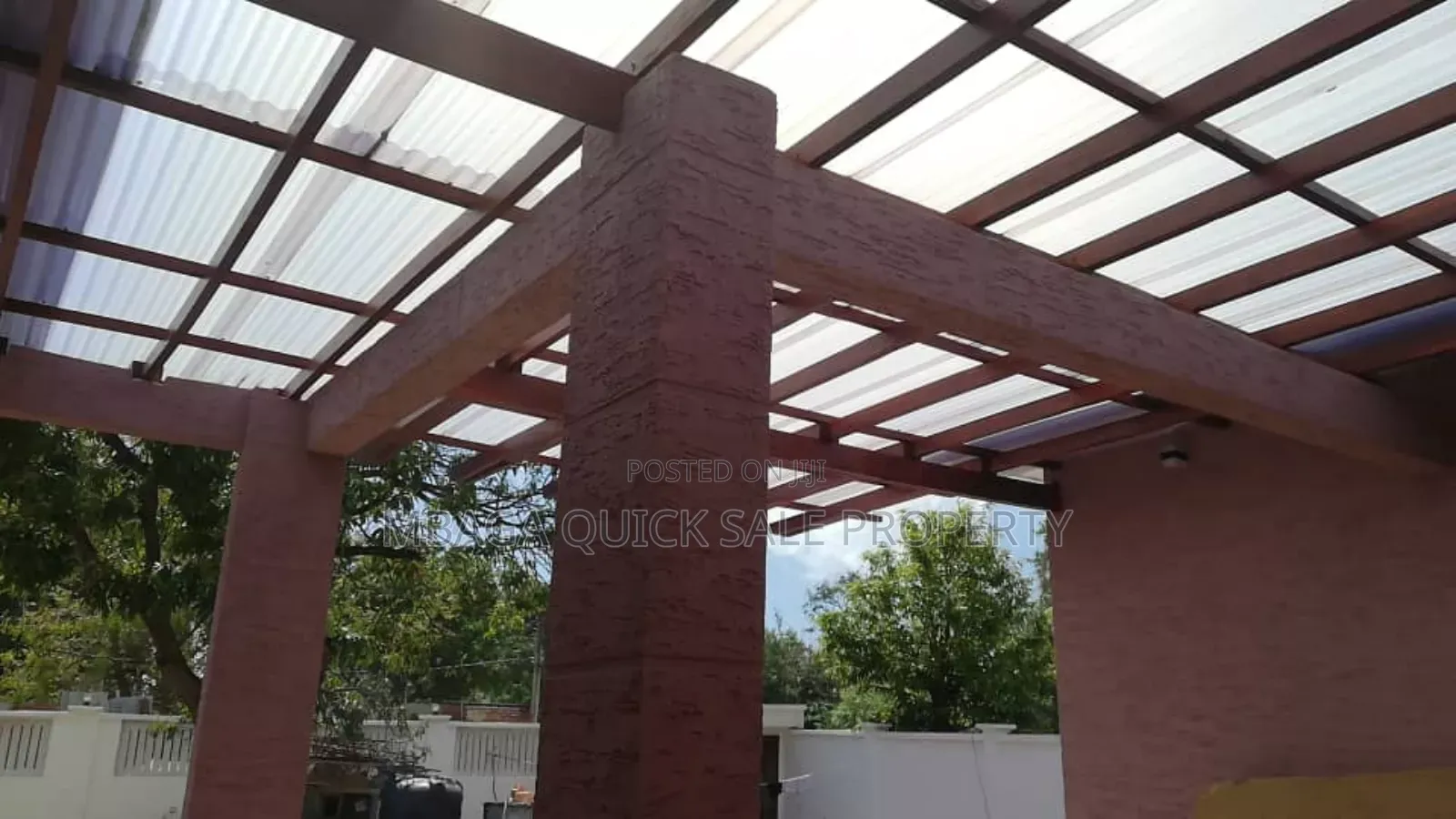 10bdrm House in Mbezi Beach for rent