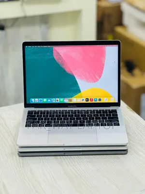 Laptop Apple MacBook Pro 2017 16GB Intel Core I7 SSD 256GB