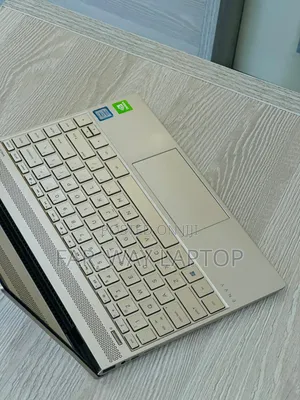 New Laptop HP Envy 13t 8GB Intel Core I7 SSD 256GB