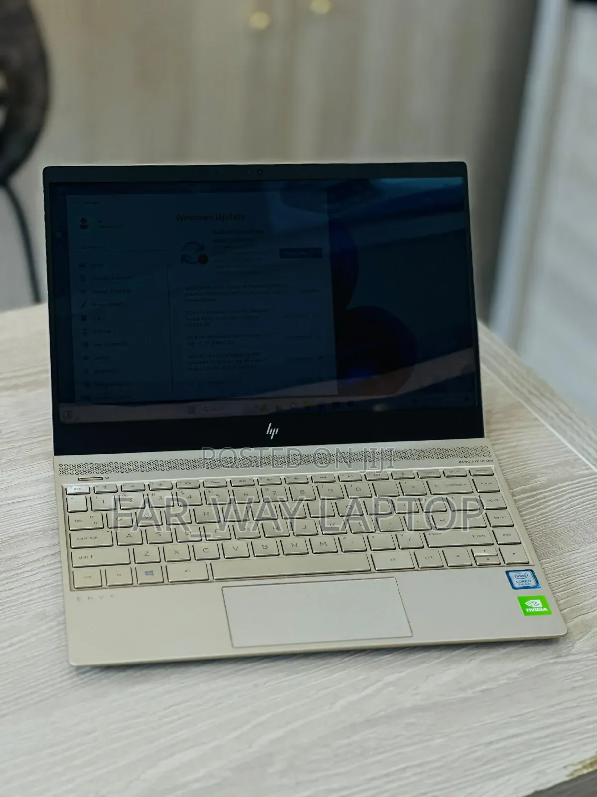New Laptop HP Envy 13t 8GB Intel Core I7 SSD 256GB