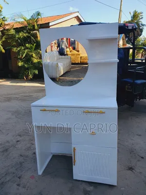 Dressing Table Classic Mpya
