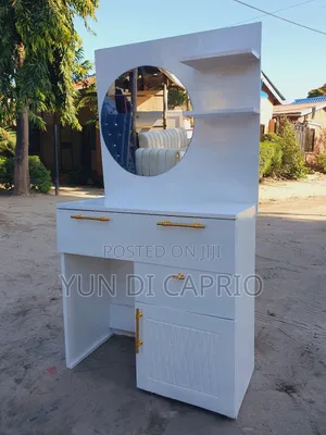 Dressing Table Classic Mpya