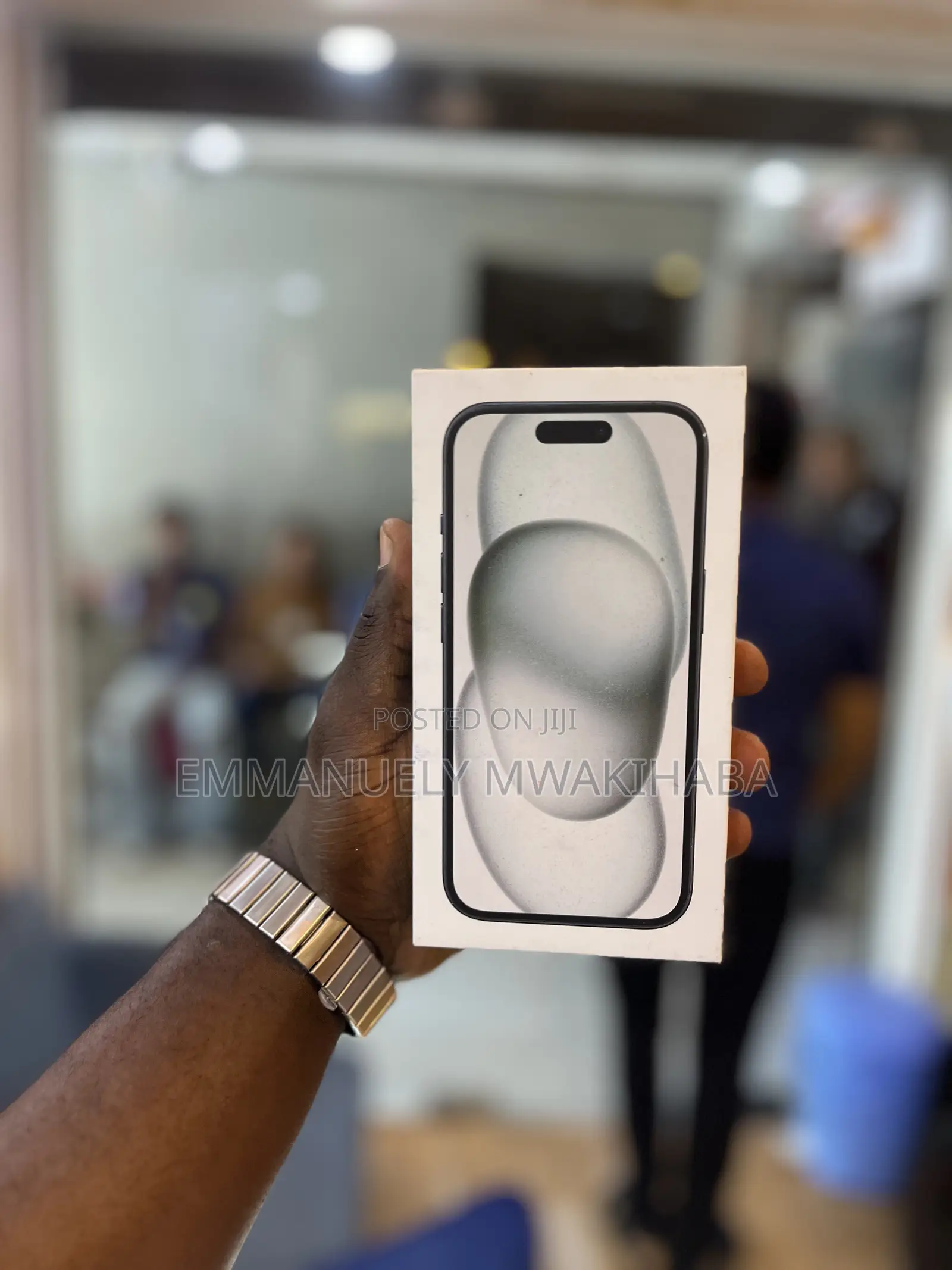New Apple iPhone 15 128 GB Black