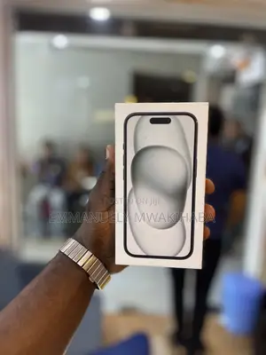 New Apple iPhone 15 128 GB Black