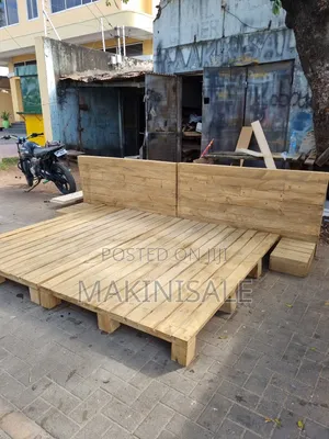 Kitanda Cha Pallet