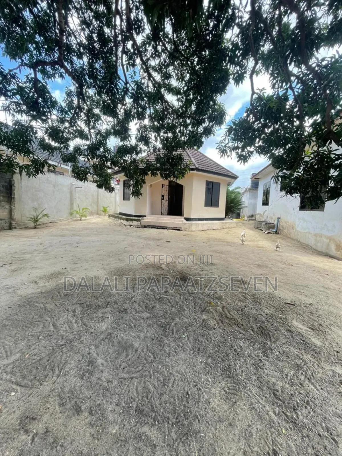 1bdrm Apartment in Dalalipapaatzseven, Kinondoni for rent
