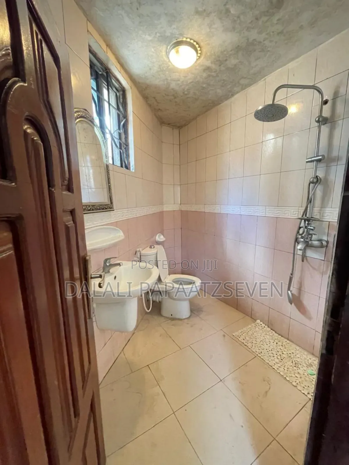 1bdrm Apartment in Dalalipapaatzseven, Kinondoni for rent
