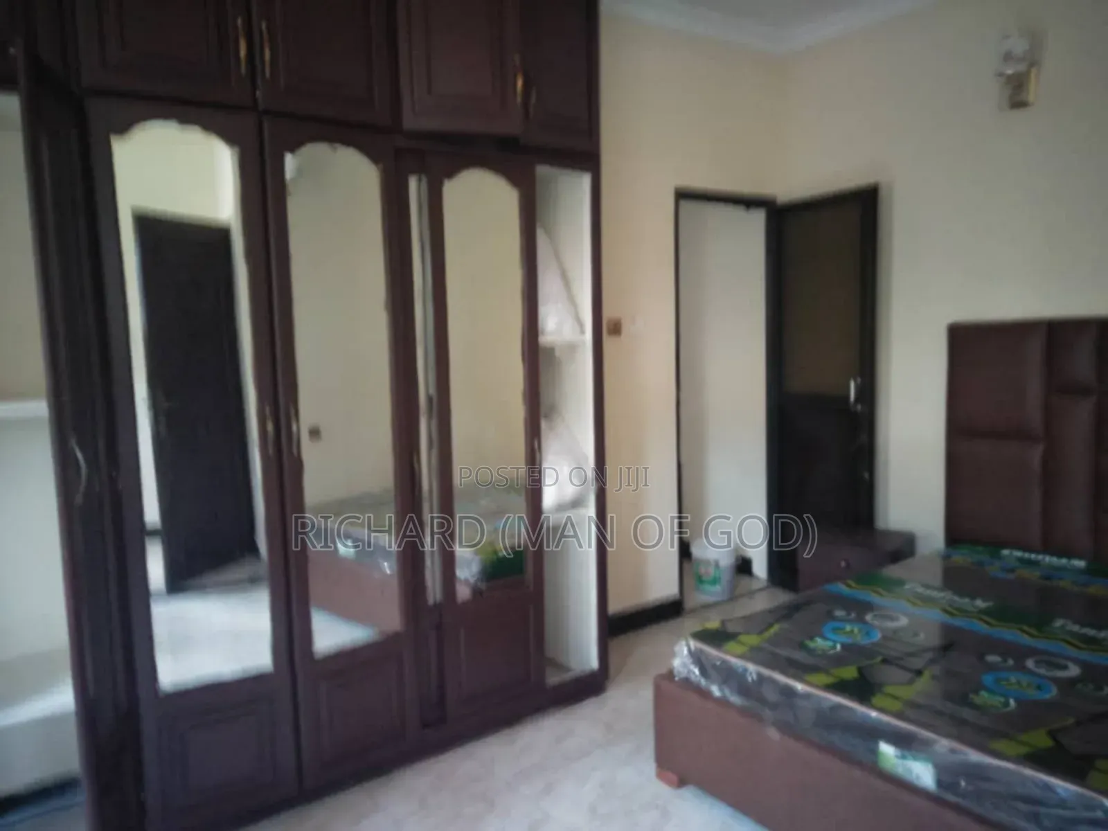 Furnished 4bdrm Bungalow in Central Business Area for rent
