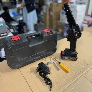 Mini Chainsaw, 6 Inch Portable Electric Chainsaw Cordless