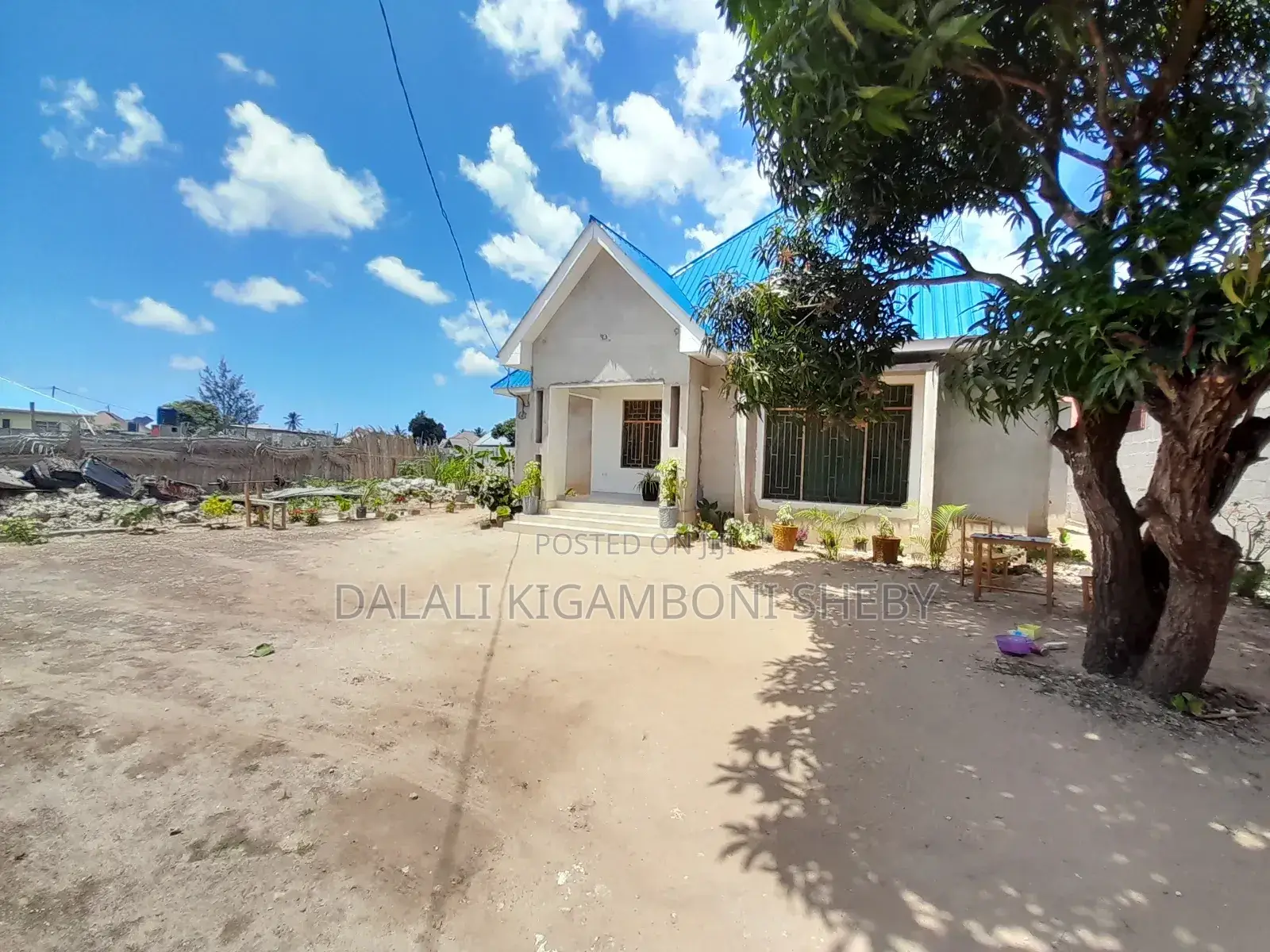 3bdrm House in Kigamboni Kibugumo for sale