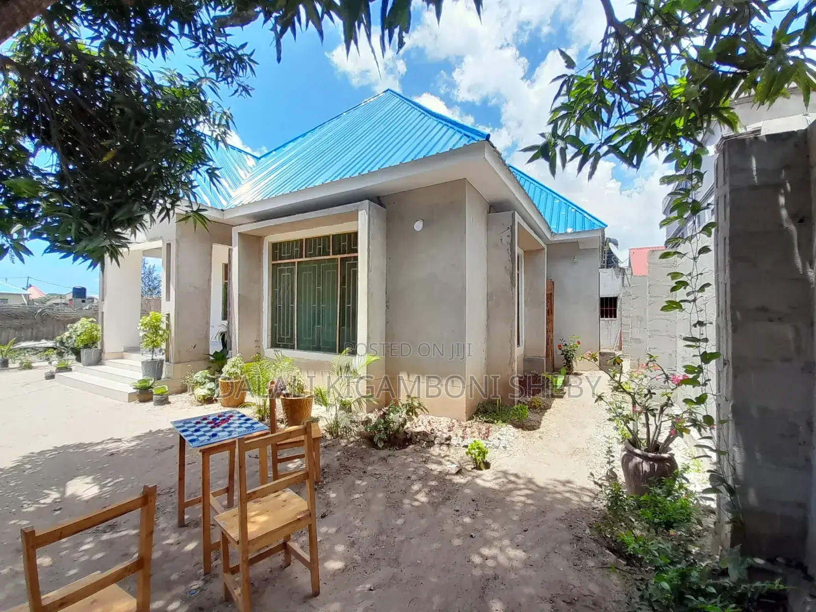 3bdrm House in Kigamboni Kibugumo for sale