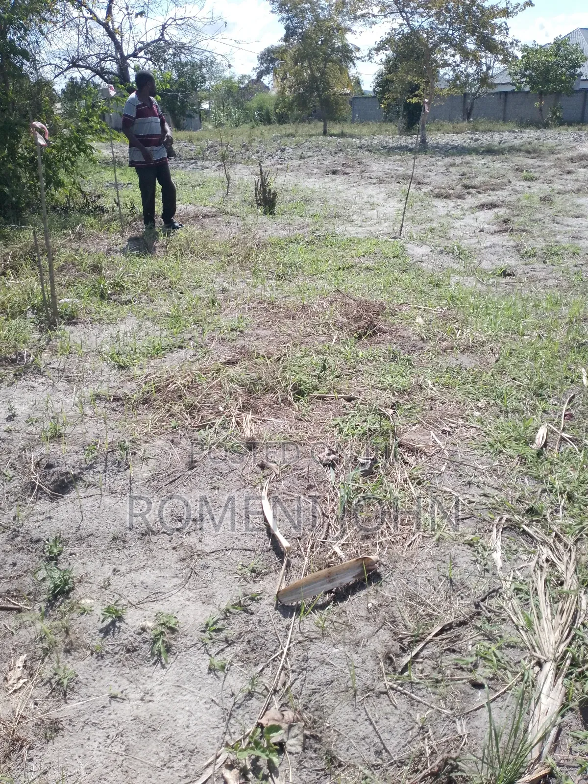 Kiwanja Sqmita 400 Kinauzwa Milioni 6.5 Majohe Viwege.