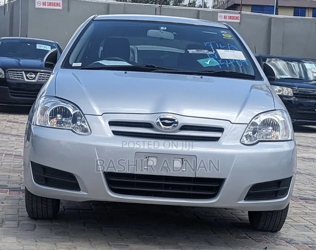 Toyota Corolla RunX 1.5 X FWD 2005 Silver