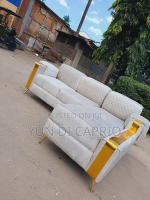 Sofa Set Classic Mpya