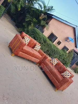Sofa Set Classic Sana Mpya