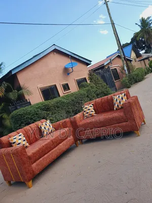 Sofa Set Classic Sana Mpya