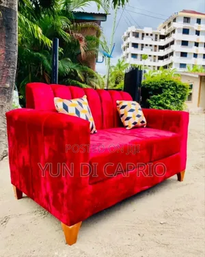 Sofa Kali Sana Mpya