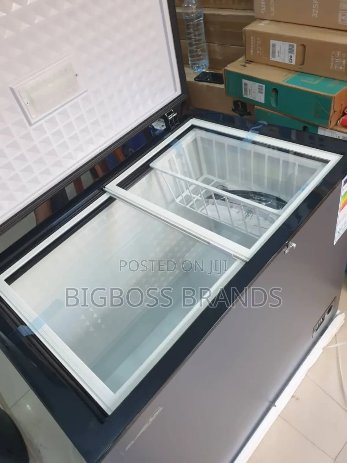 Blackark Freezer 258L 800,000