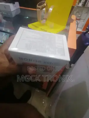 New SQ 1000L 8 GB Black