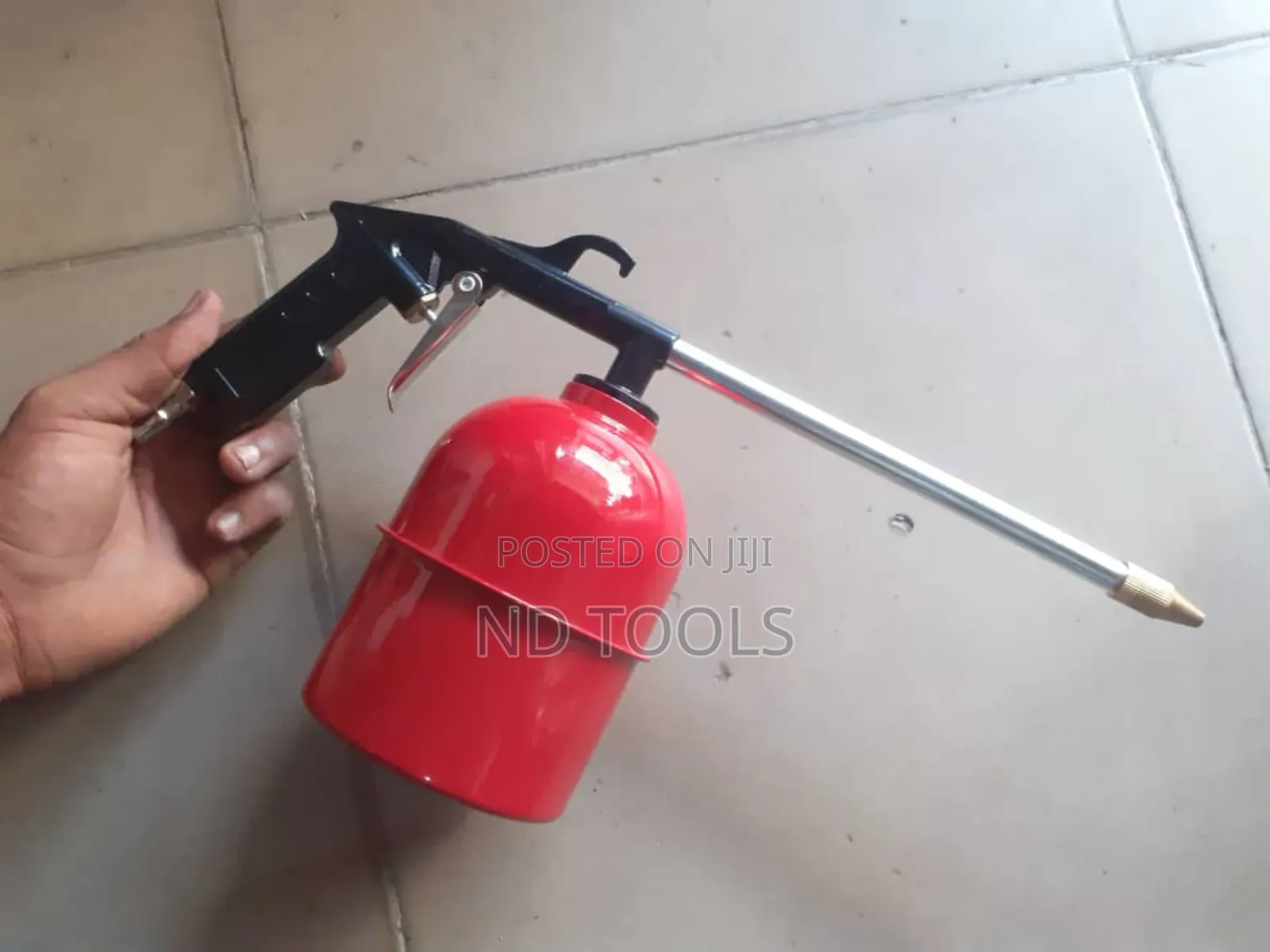 Spray Gun Red Bottom Tank