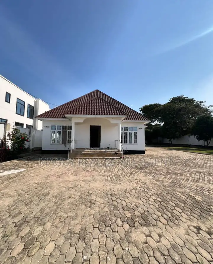 3bdrm House in Mbweni Apc for rent